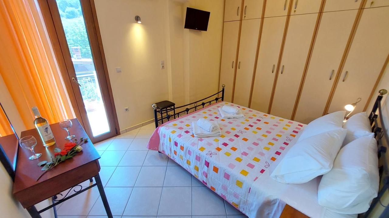 Euryclea Apartments Perachori Екстериор снимка