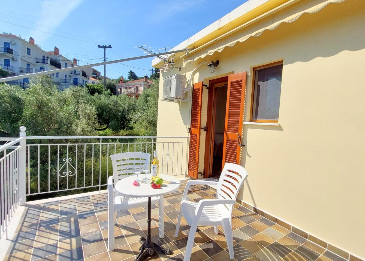 Euryclea Apartments Perachori Екстериор снимка